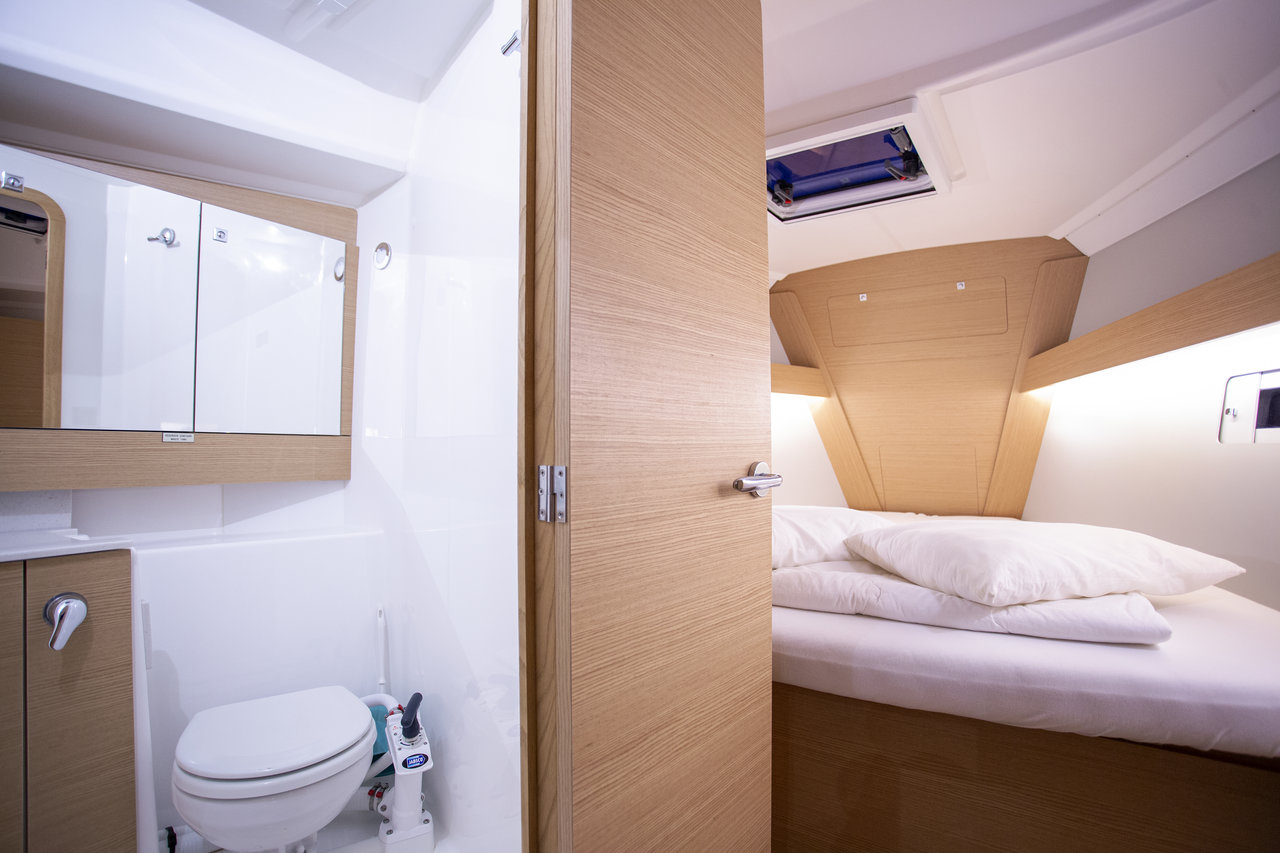 Dufour 412 GL — photo 24