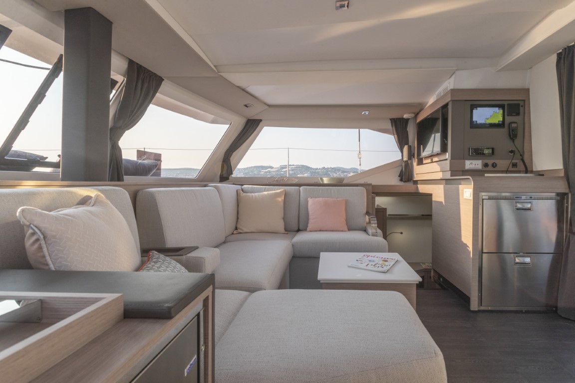 Fountaine Pajot Isla 40 - 4 + 1 cab. — photo 3