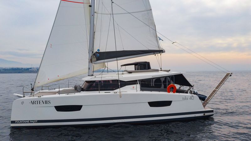 Fountaine Pajot Isla 40 - 4 + 1 cab. — photo 3