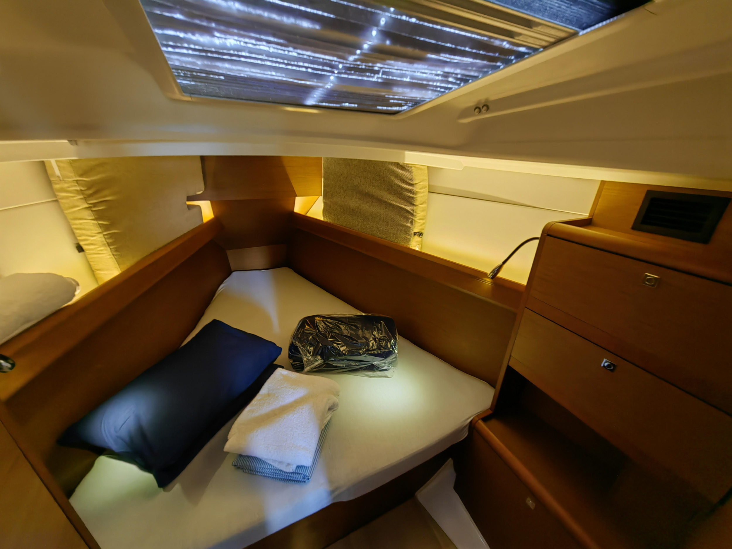 Sun Odyssey 389 — photo 19