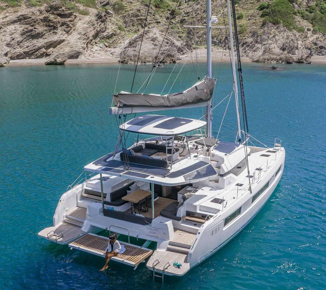 Lagoon 51 - 6 + 2 cab. — photo 1