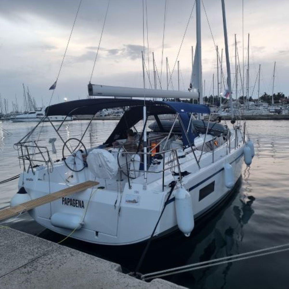 Bavaria C38 — photo 1