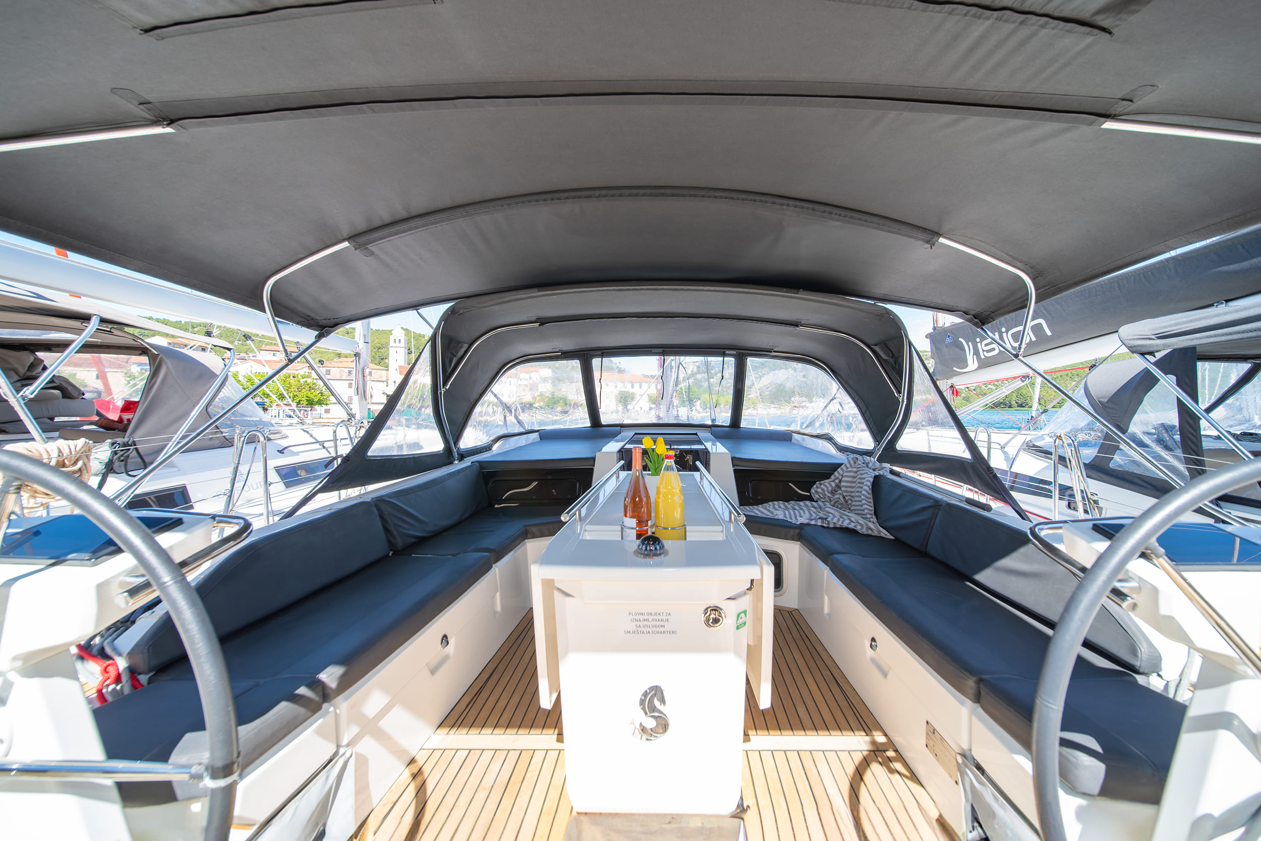 Oceanis 51.1 - 5 + 1 cab. — photo 8