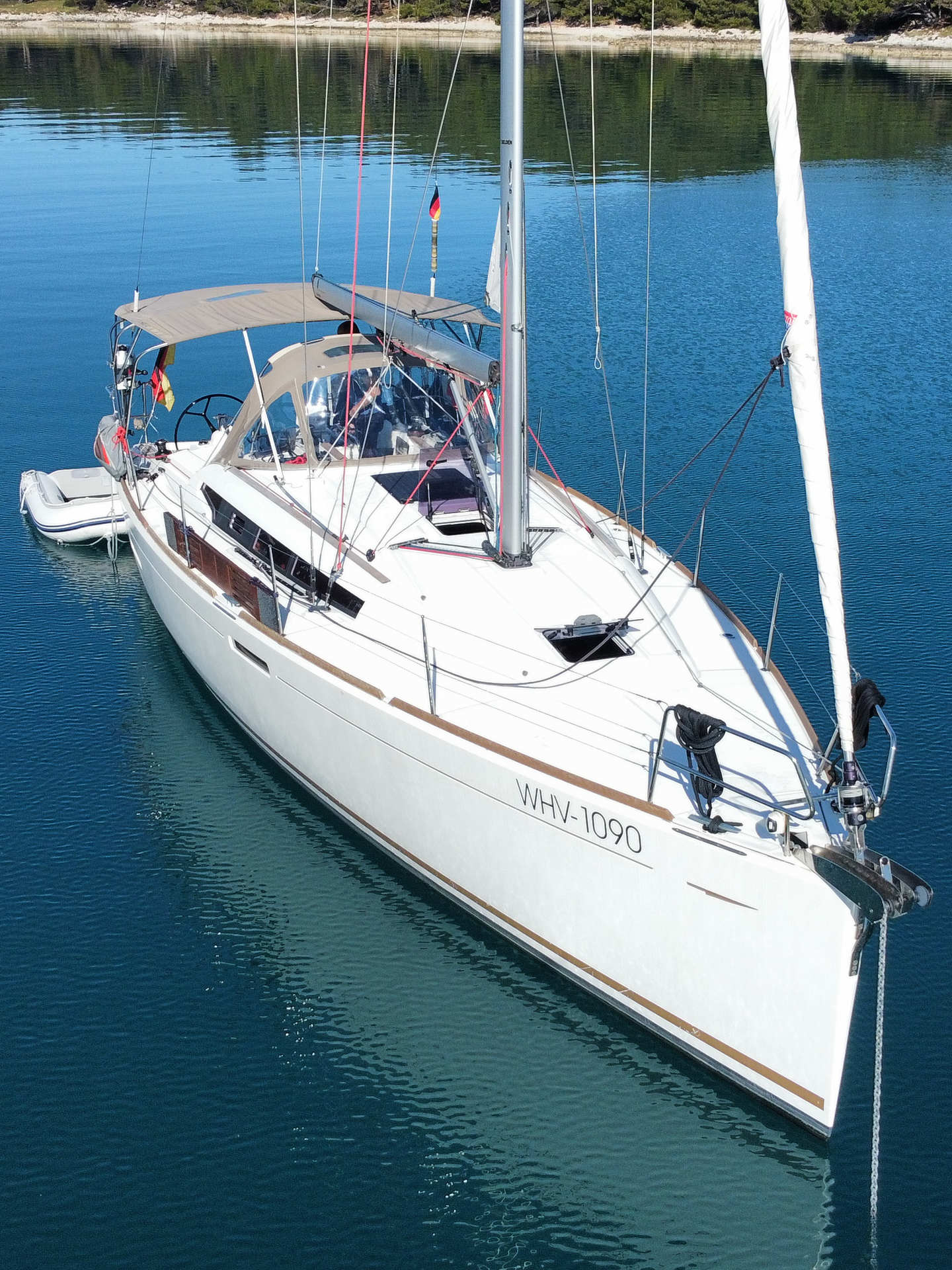 Sun Odyssey 389 — photo 9