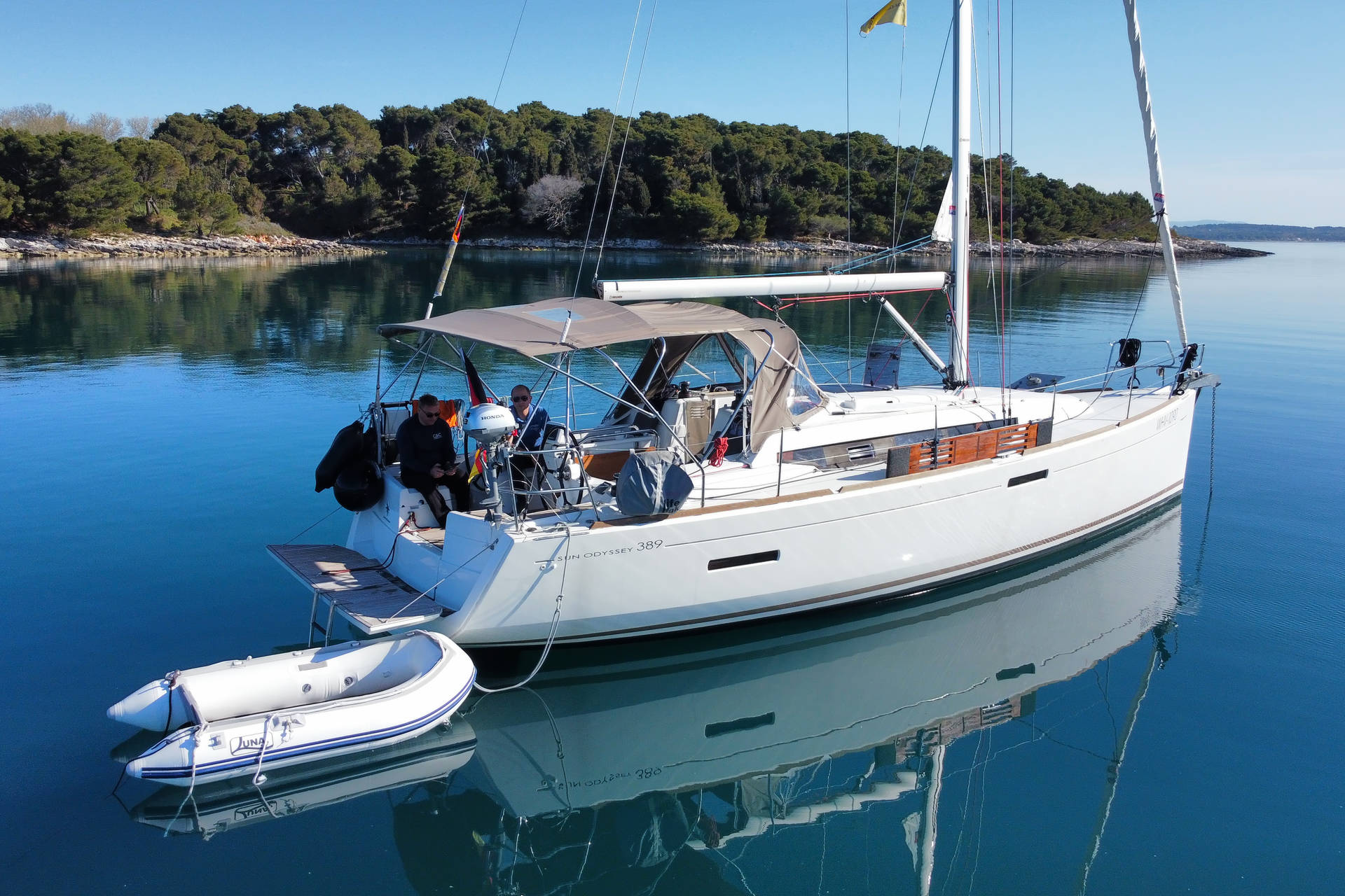 Sun Odyssey 389 — photo 10