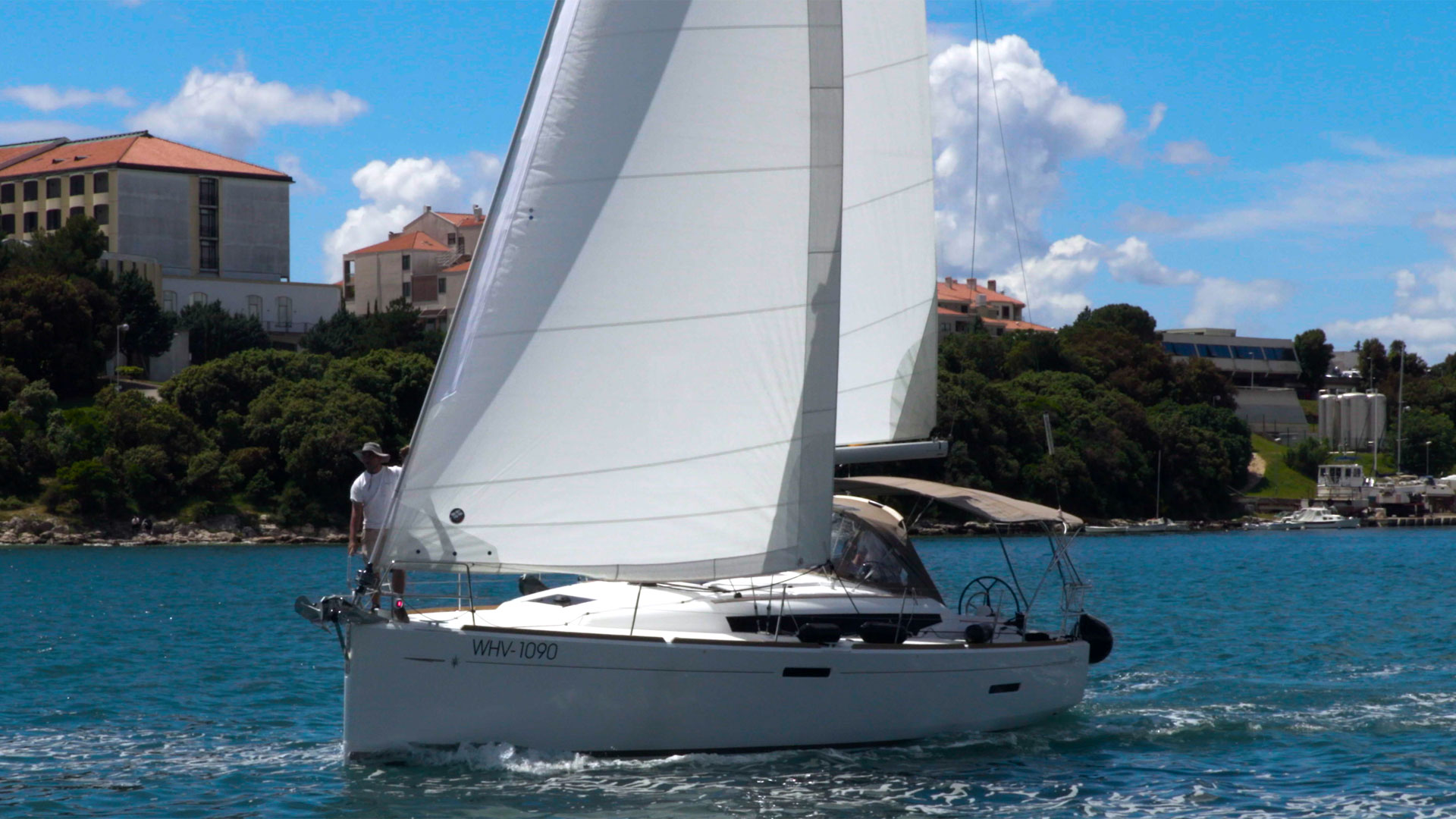 Sun Odyssey 389 — photo 19