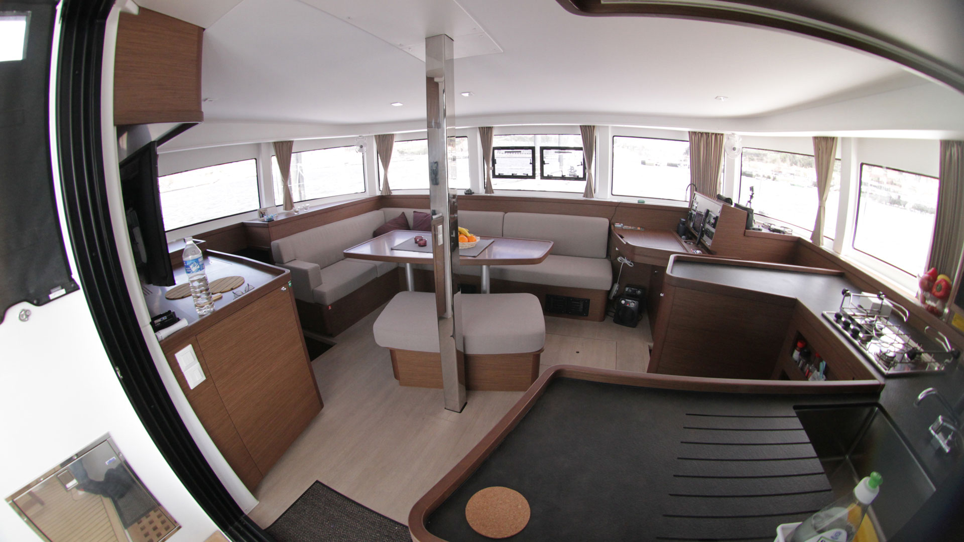 Lagoon 42 OW - 3 + 1 cab. — photo 22