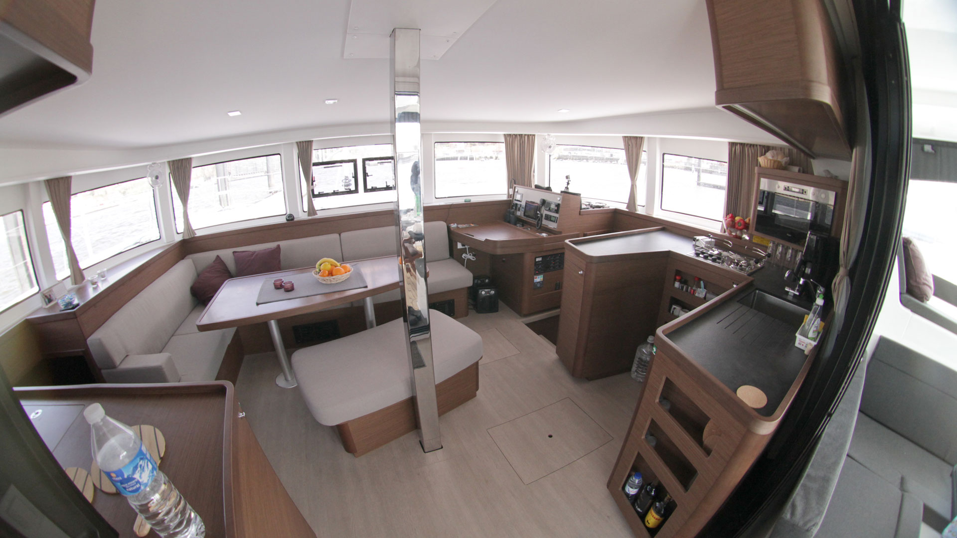 Lagoon 42 OW - 3 + 1 cab. — photo 25