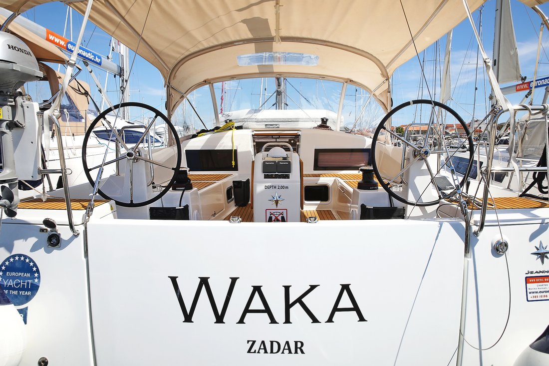 Sun Odyssey 440 - 4 cab. — photo 4