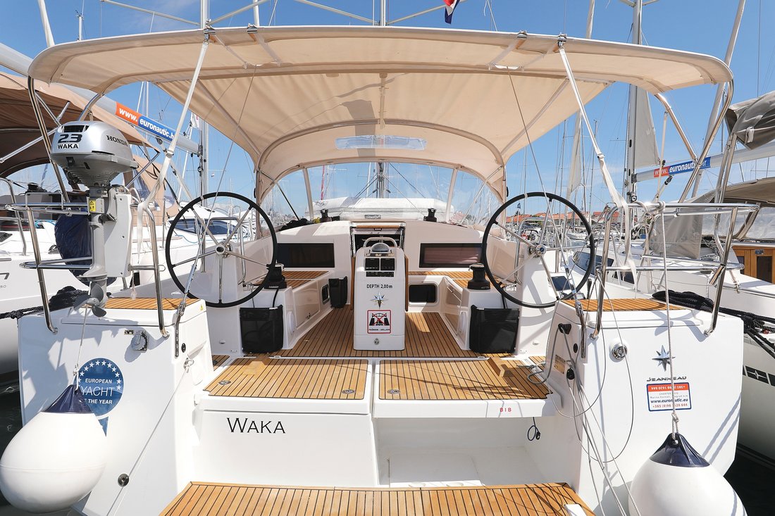 Sun Odyssey 440 - 4 cab. — photo 7