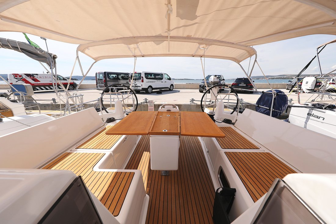 Sun Odyssey 440 - 4 cab. — photo 9