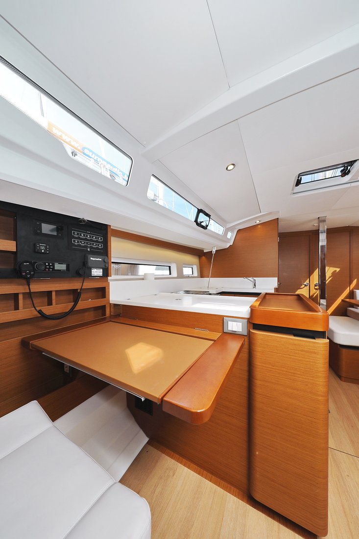 Sun Odyssey 440 - 4 cab. — photo 23