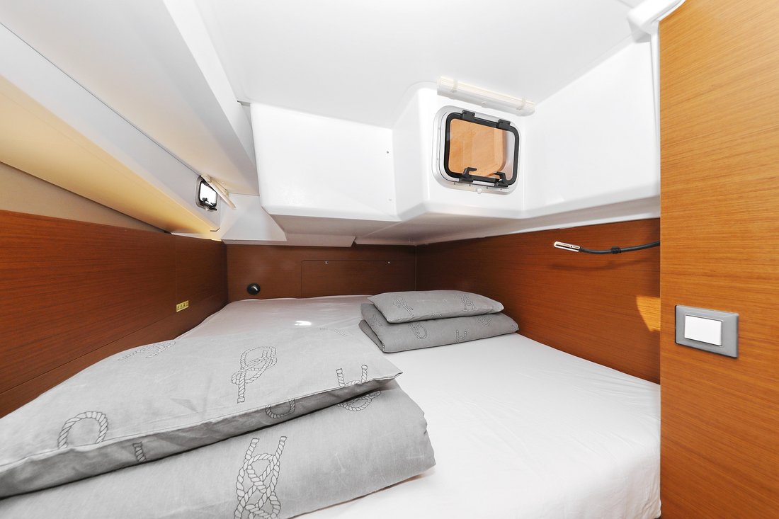 Sun Odyssey 440 - 4 cab. — photo 26