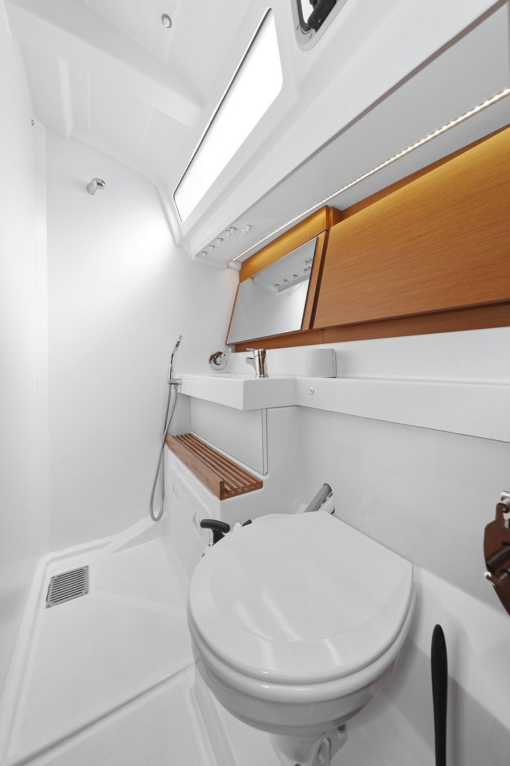 Sun Odyssey 440 - 4 cab. — photo 33