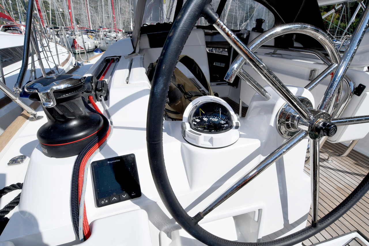 Sun Odyssey 419 - 3 cab. — photo 4
