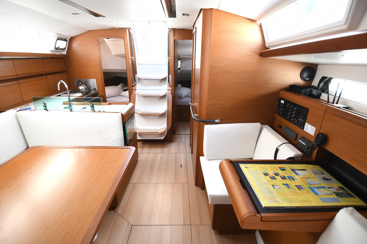 Sun Odyssey 419 - 3 cab. — photo 5