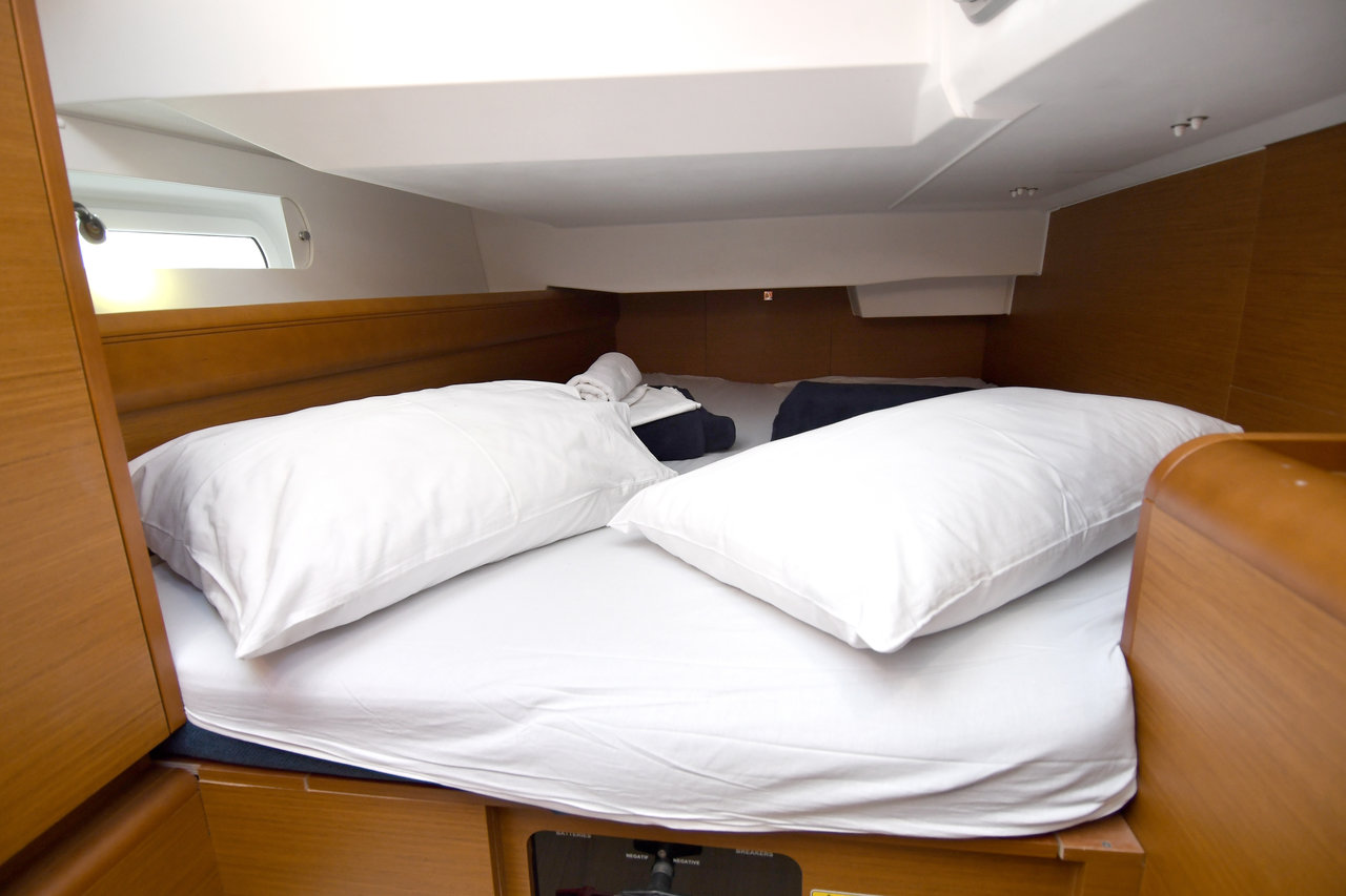 Sun Odyssey 419 - 3 cab. — photo 10