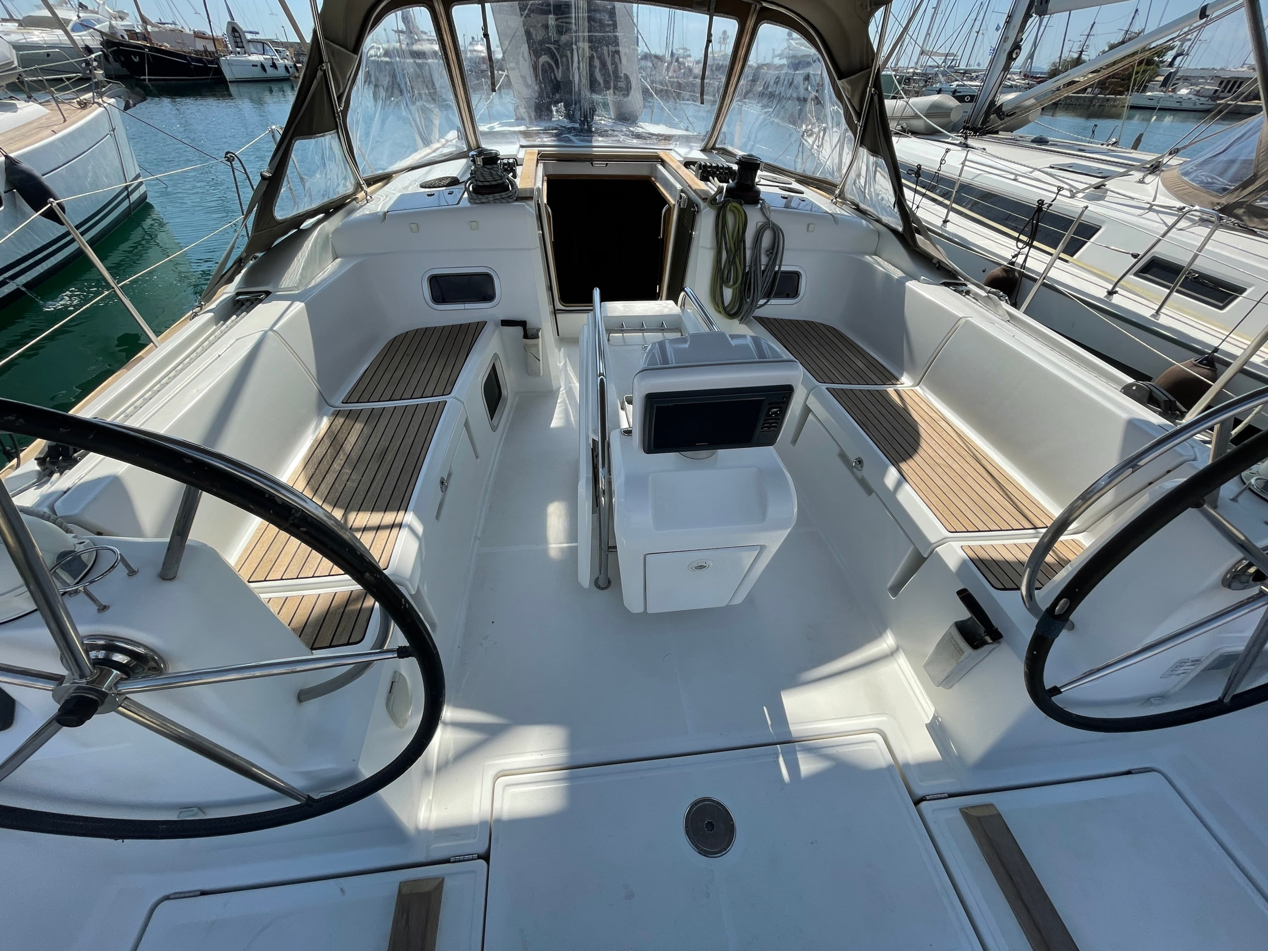 Sun Odyssey 469 — photo 9