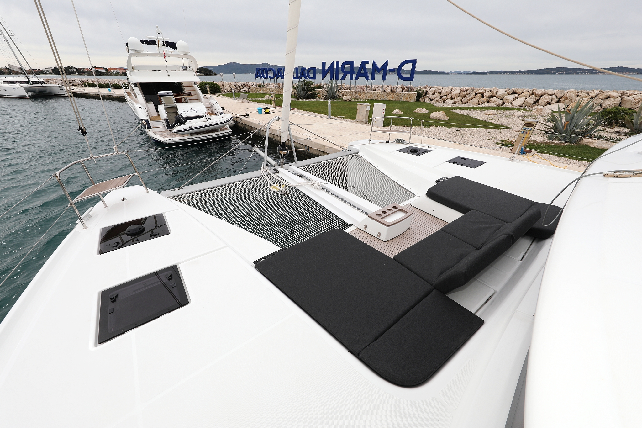 Lagoon 51 - 6 + 1 cab. — photo 15
