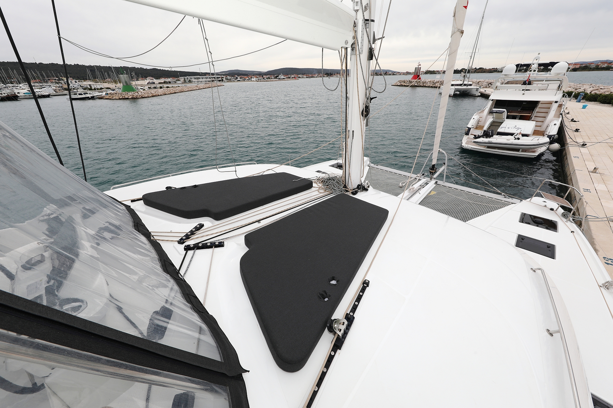 Lagoon 51 - 6 + 1 cab. — photo 20