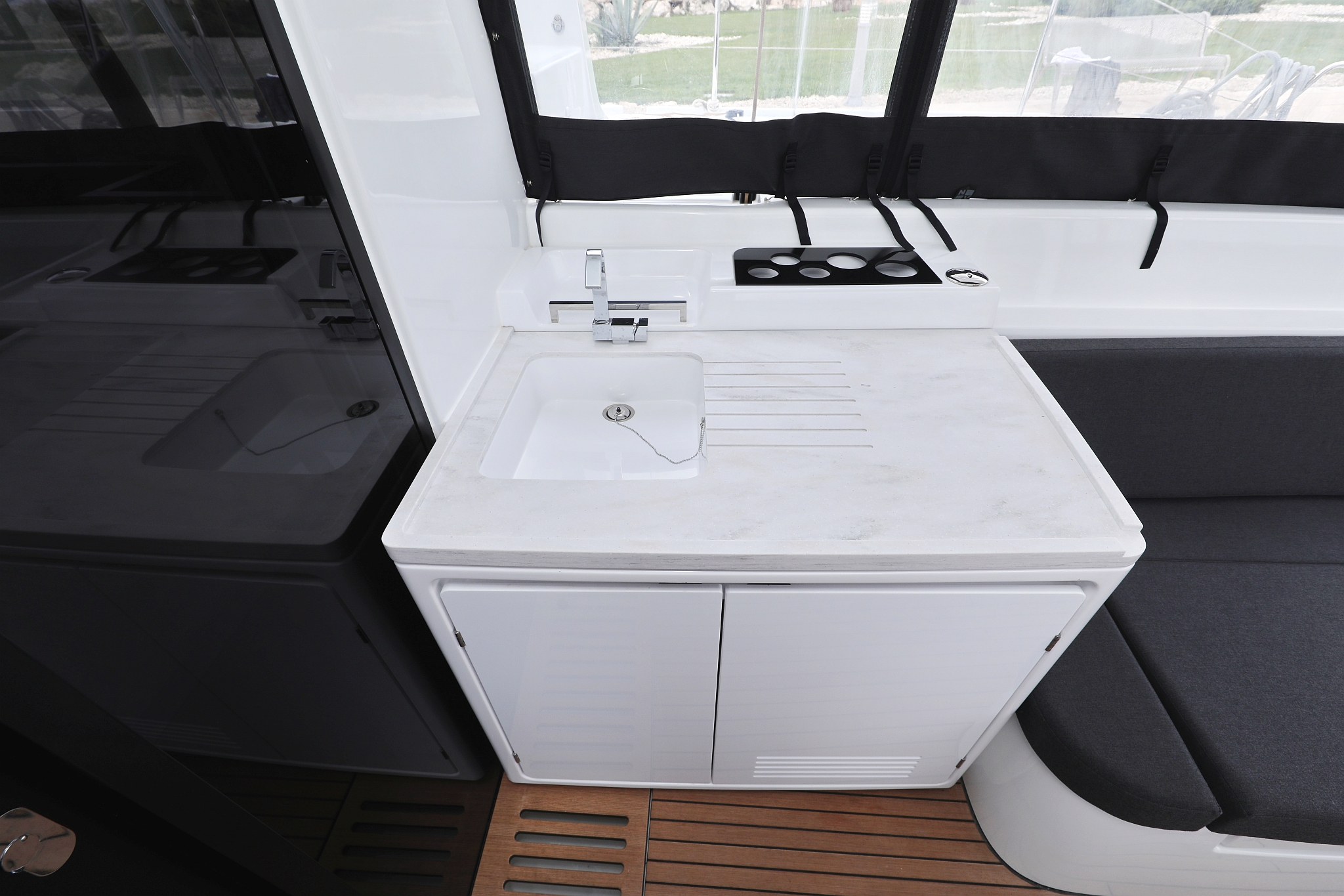 Lagoon 51 - 6 + 1 cab. — photo 22