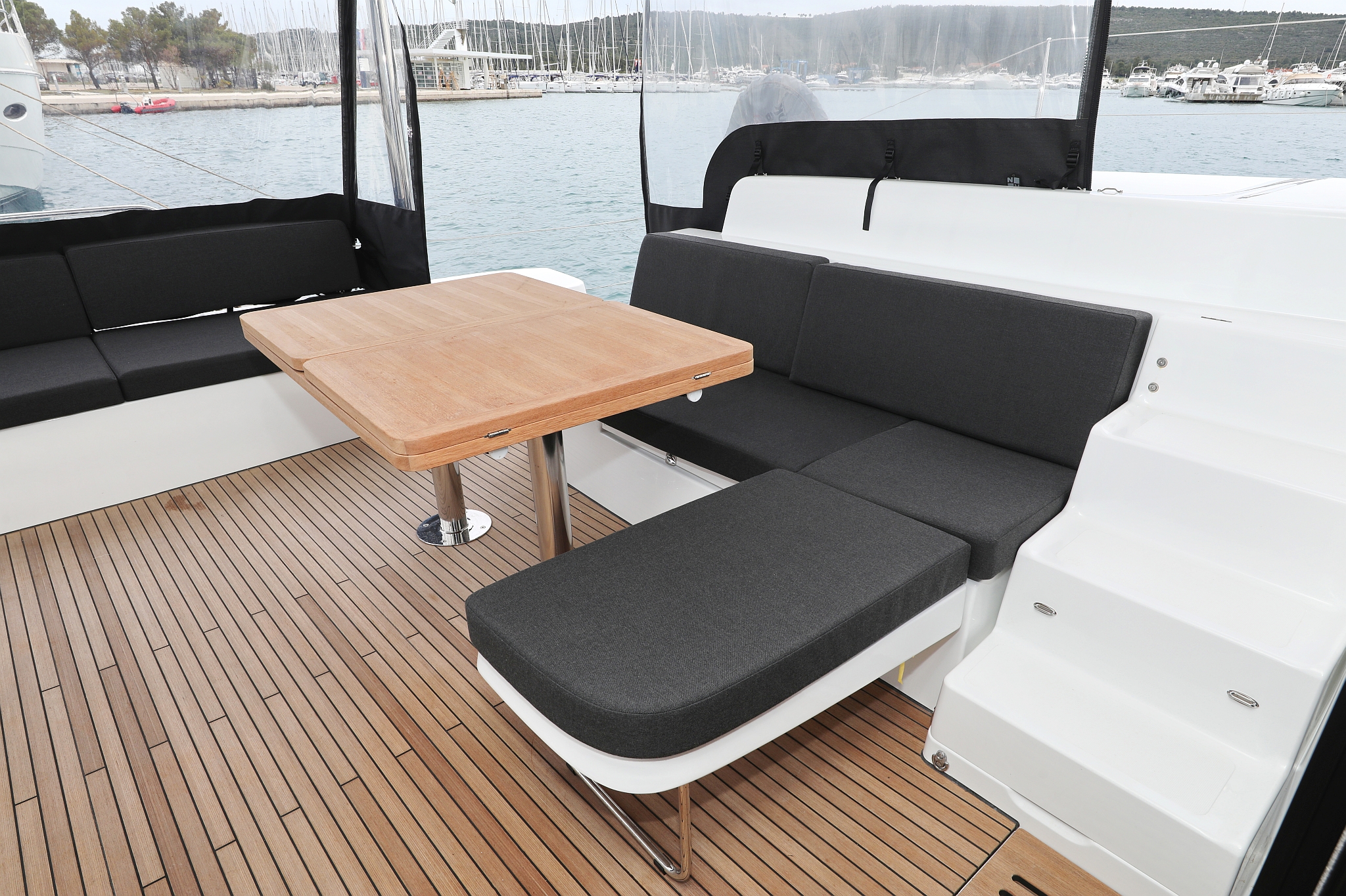 Lagoon 51 - 6 + 1 cab. — photo 28