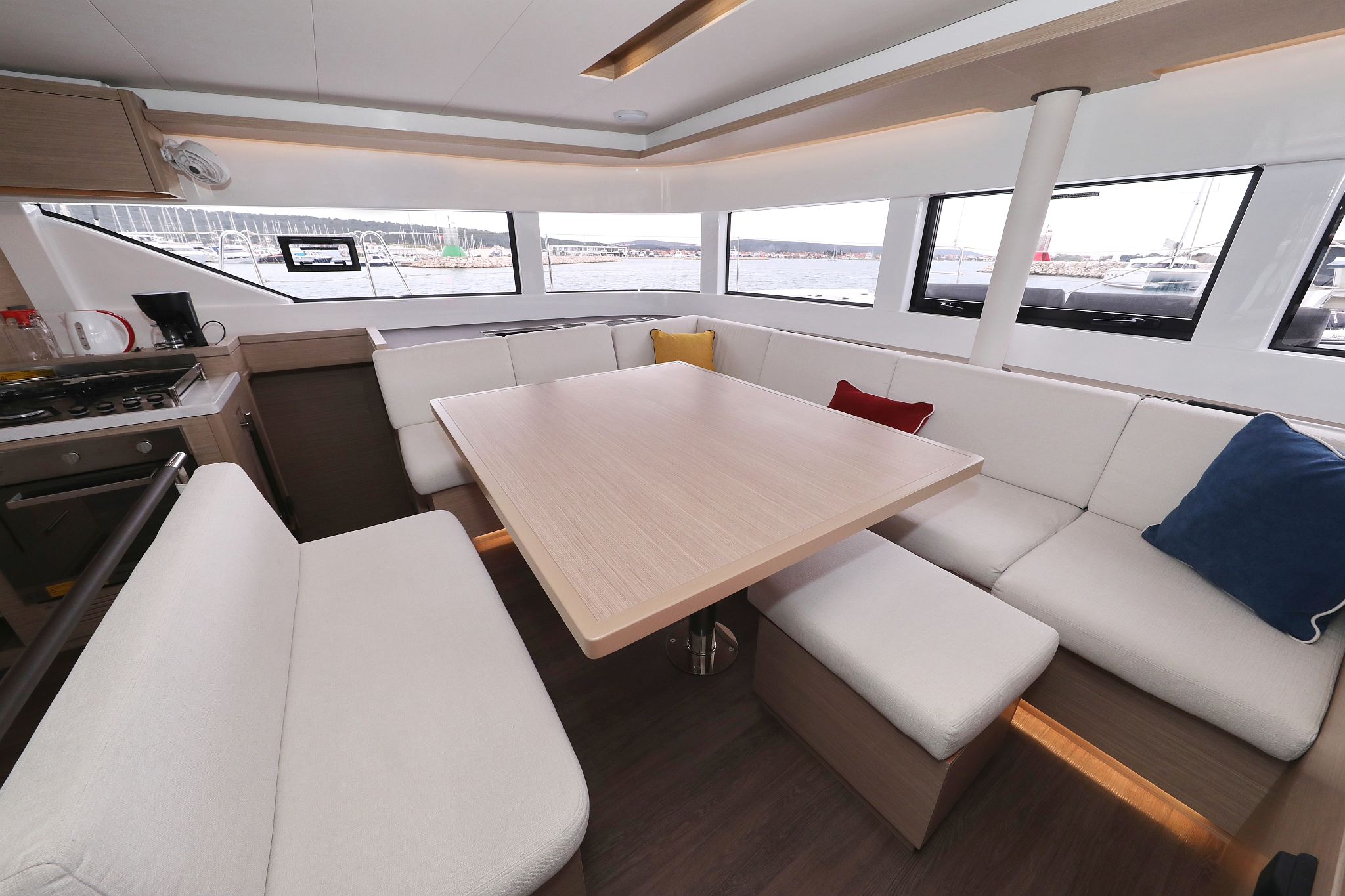 Lagoon 51 - 6 + 1 cab. — photo 47