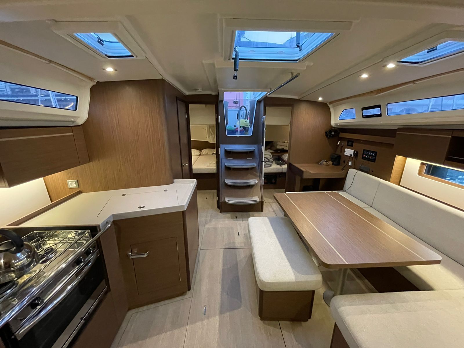 Oceanis 40.1 — photo 4