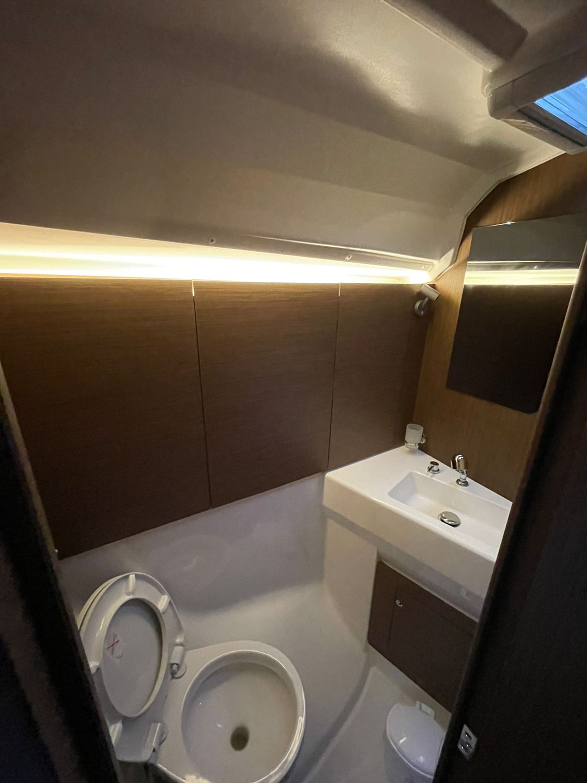 Oceanis 40.1 — photo 13