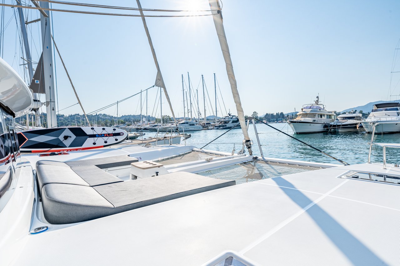 Lagoon 46 - 4 + 1 cab. — photo 10