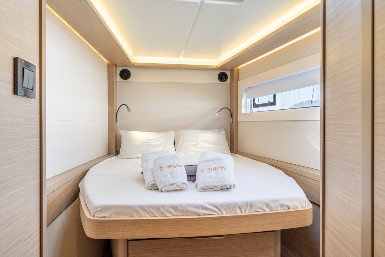 Lagoon 46 - 4 + 1 cab. — photo 23