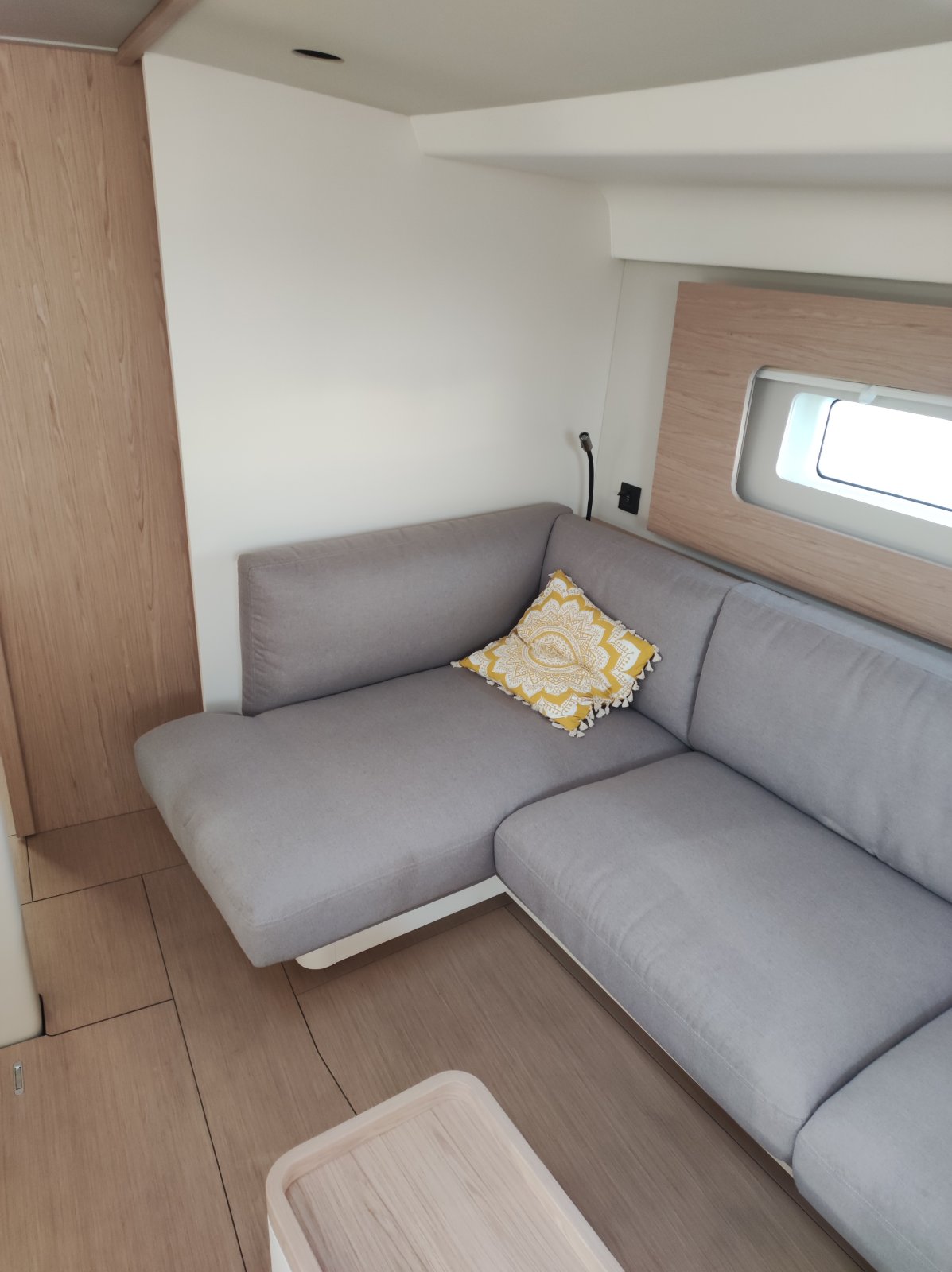 First 53 - 3 + 1 cab. — photo 10