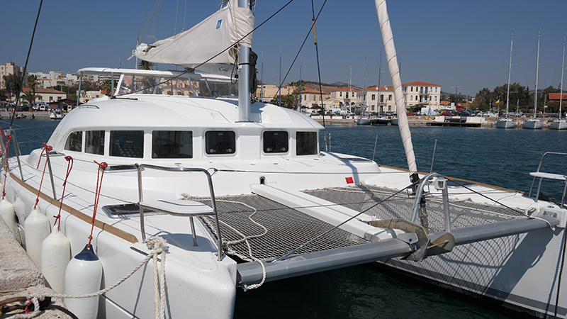 Lagoon 380 - 4 + 2 cab. — photo 1