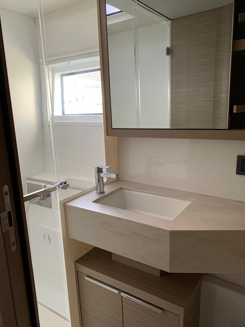 Lagoon 46 - 4 + 1 cab. — photo 19