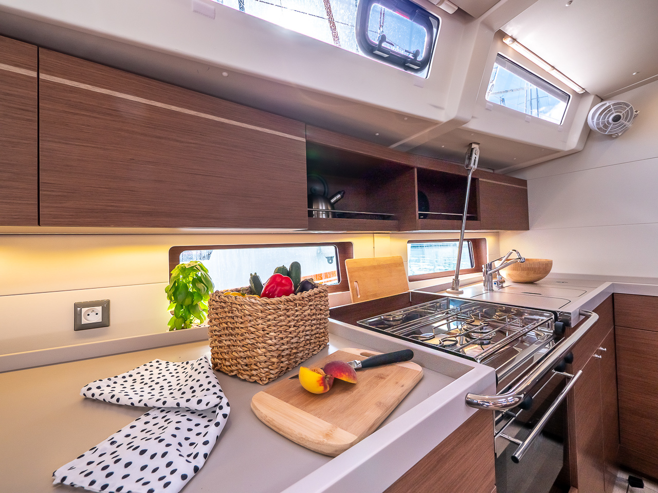 Oceanis 46.1 — photo 15