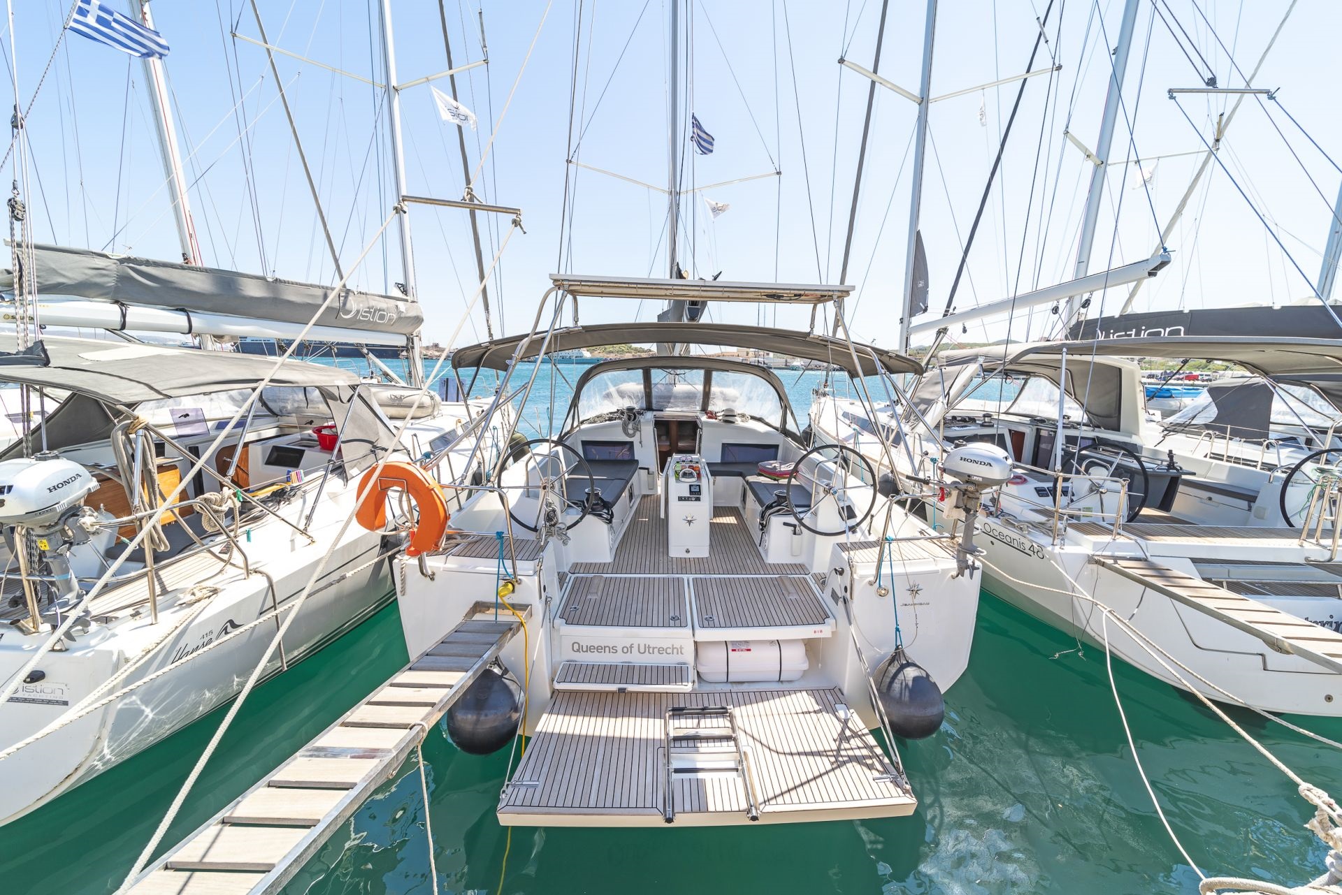 Sun Odyssey 490 - 5 + 1 cab. — photo 1