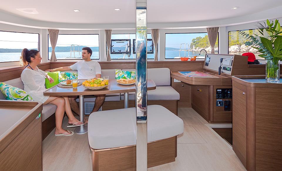 Lagoon 42 - 4 + 2 cab. — photo 17