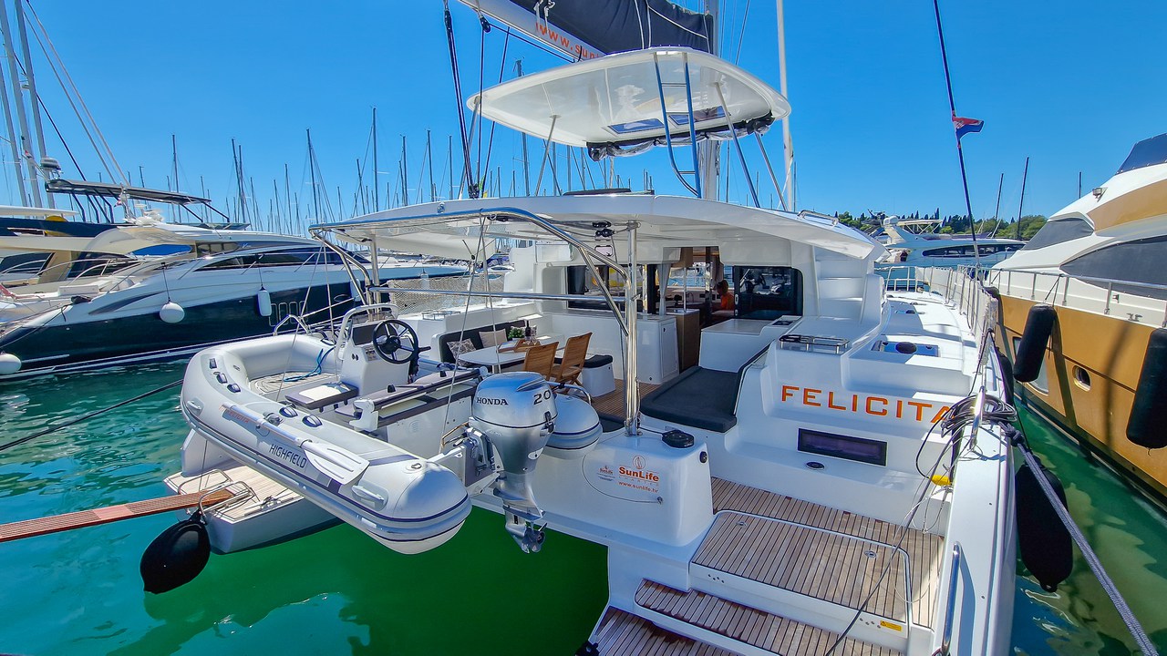 Lagoon 46 - 4 + 2 cab. — photo 3