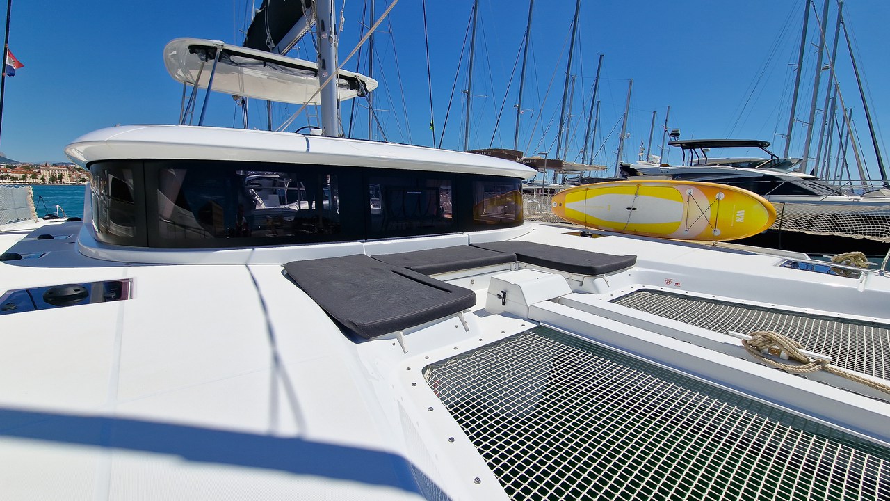 Lagoon 46 - 4 + 2 cab. — photo 8