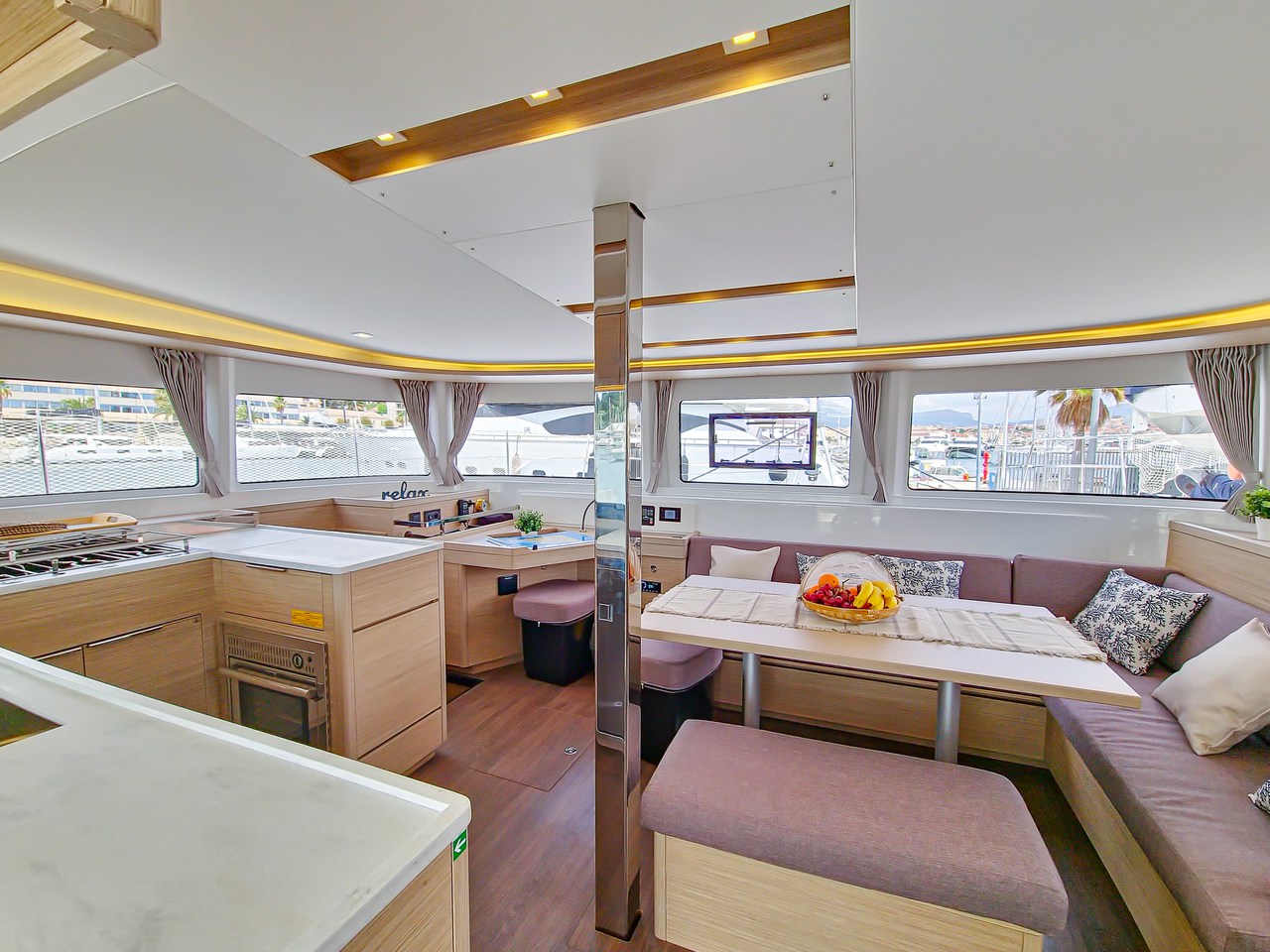 Lagoon 46 - 4 + 2 cab. — photo 10