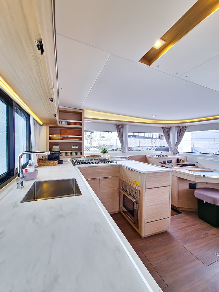 Lagoon 46 - 4 + 2 cab. — photo 15