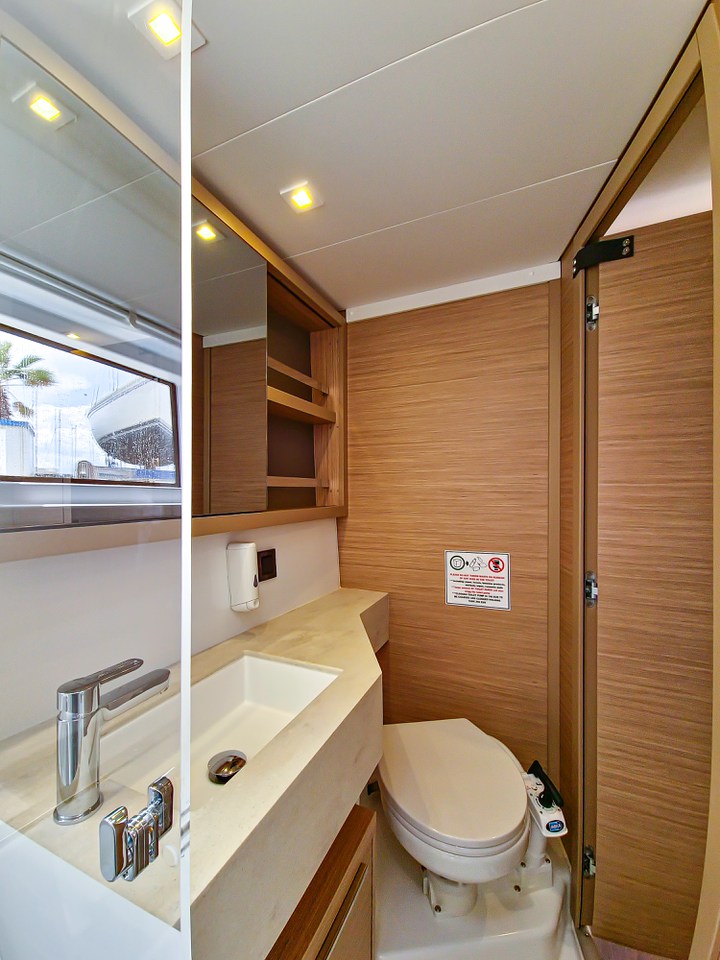 Lagoon 46 - 4 + 2 cab. — photo 26