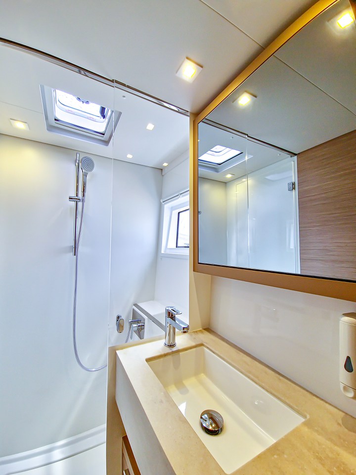 Lagoon 46 - 4 + 2 cab. — photo 29