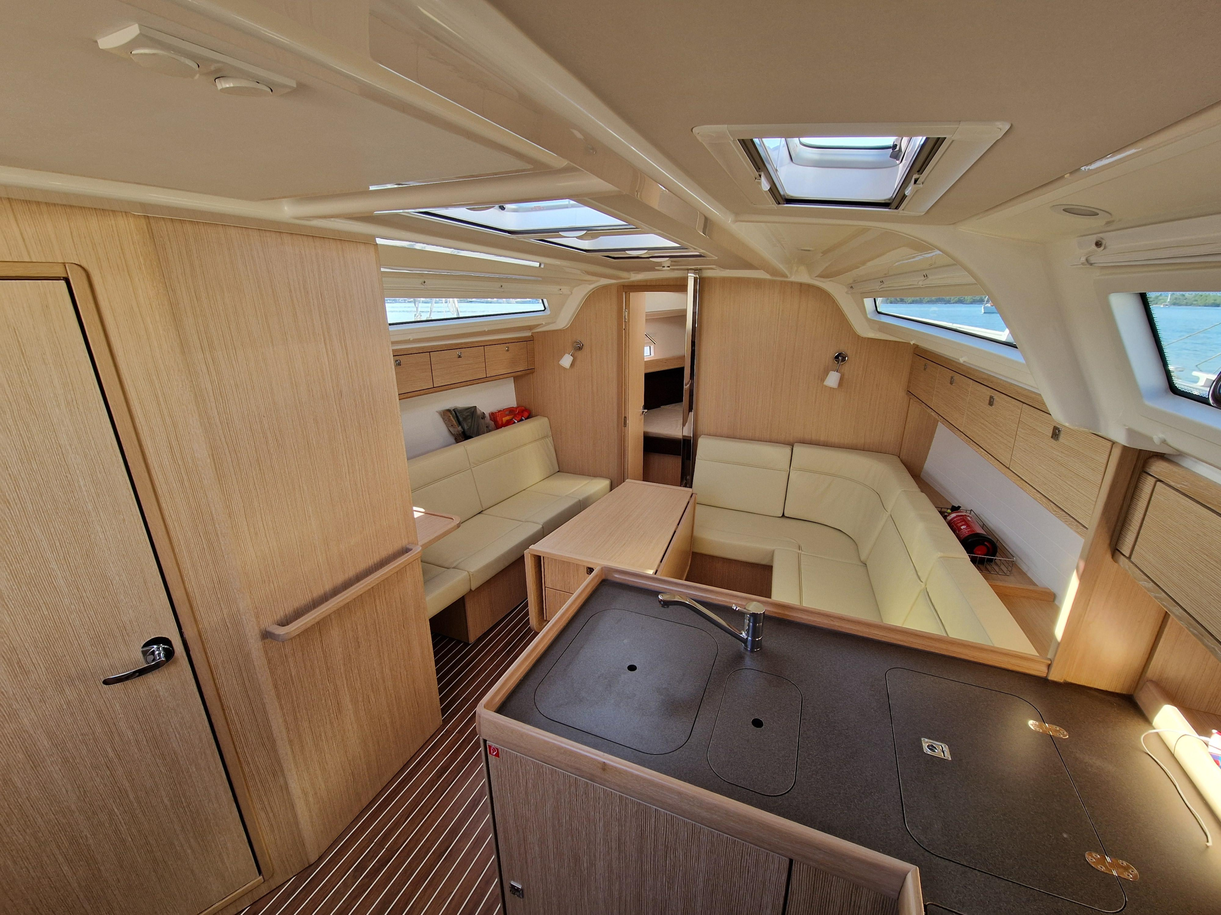 Bavaria Cruiser 37 - 3 cab. — photo 3
