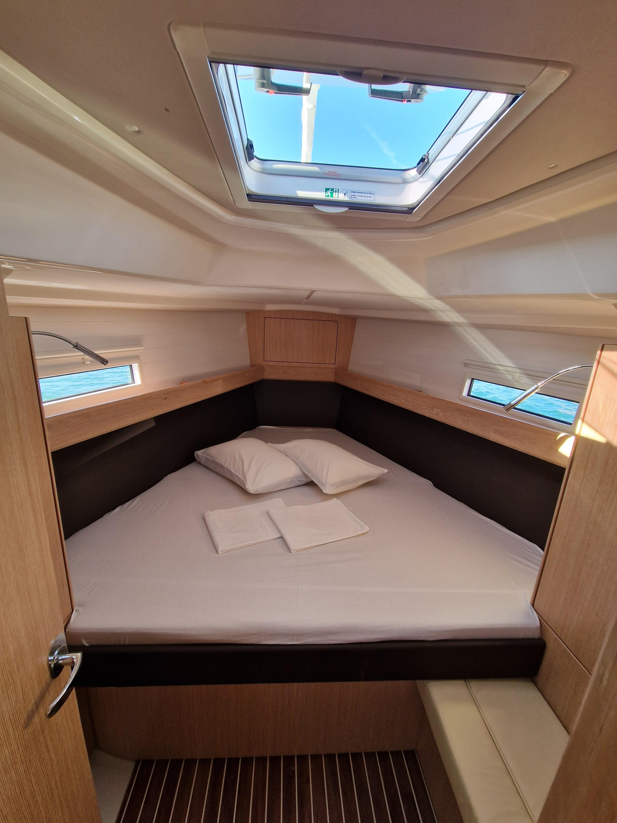 Bavaria Cruiser 37 - 3 cab. — photo 6