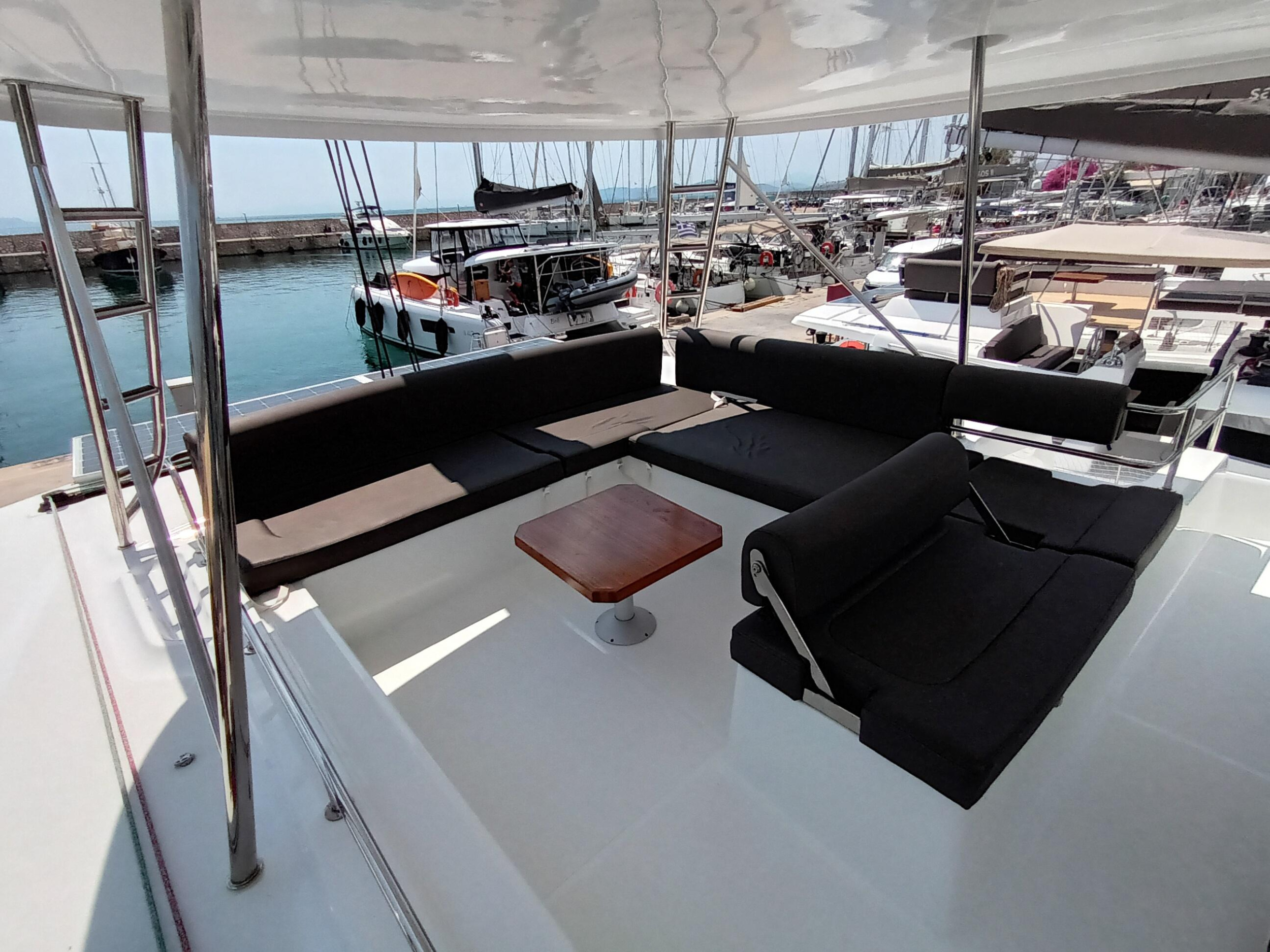 Lagoon 51 - 6 + 2 cab. — photo 15