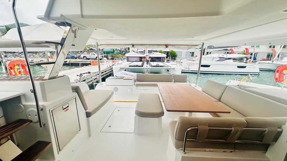 Fountaine Pajot Aura 51 - 5 + 1 cab. — photo 10