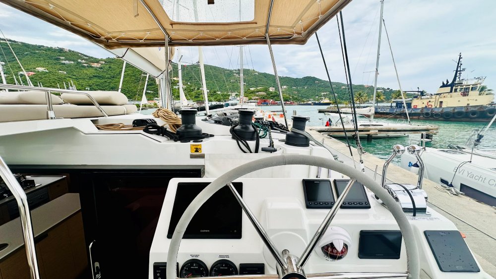 Fountaine Pajot Aura 51 - 5 + 1 cab. — photo 13