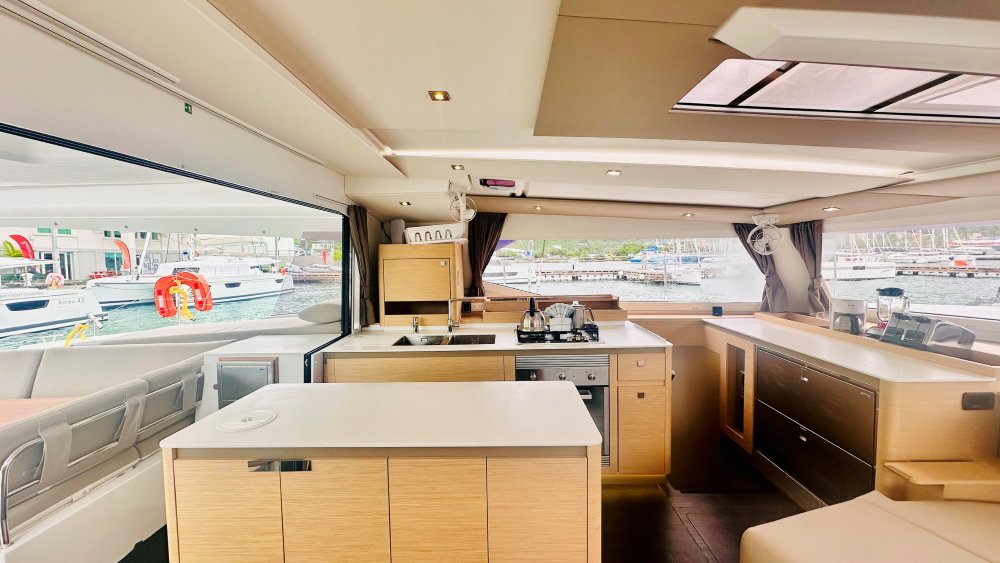 Fountaine Pajot Aura 51 - 5 + 1 cab. — photo 19