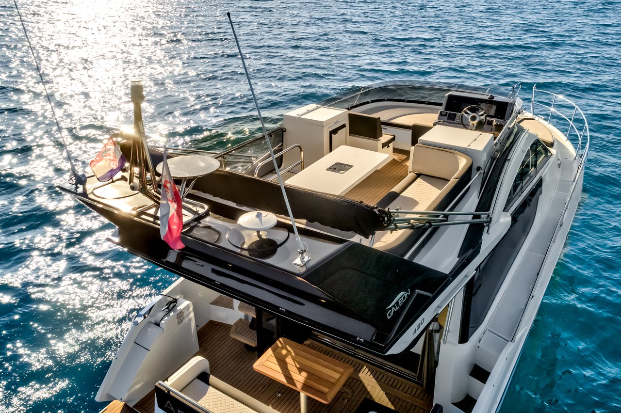 Galeon 420 Fly - 3 cab. — photo 8